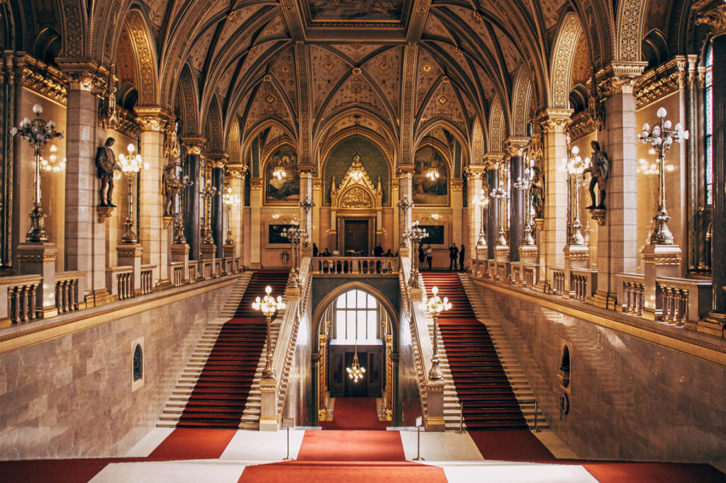 11 experiências mágicas para viver em Budapeste no inverno (que vão adorar!) 9 Budapest Parlament
