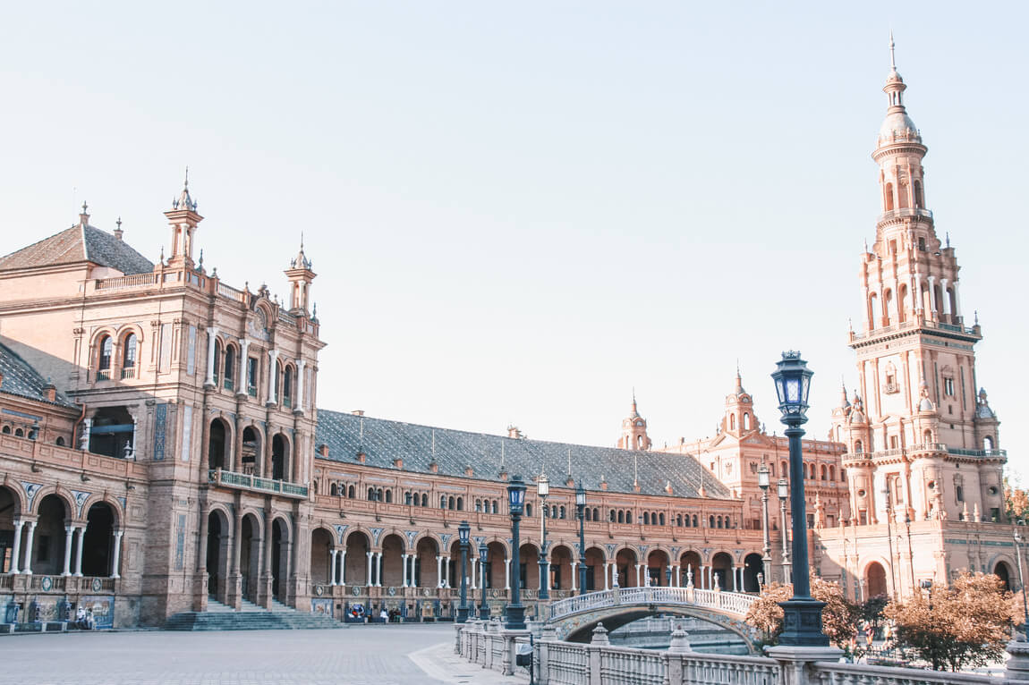 Seville What to visit Plaza Espana