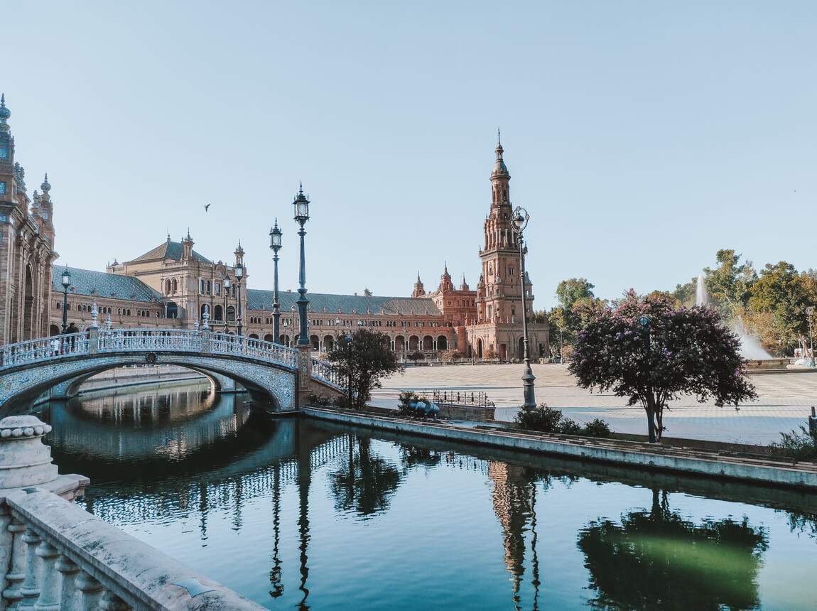 Seville What to visit Plaza Espana