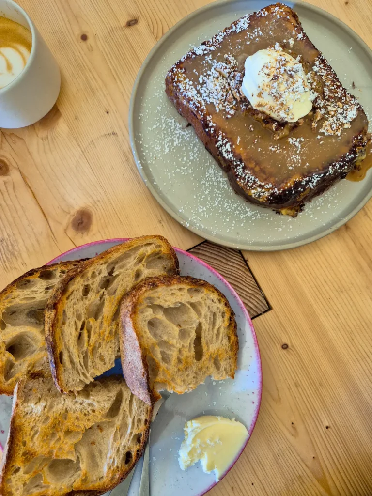 Os 35+ melhores cafés no Porto onde volto sempre 17 Bicho 2