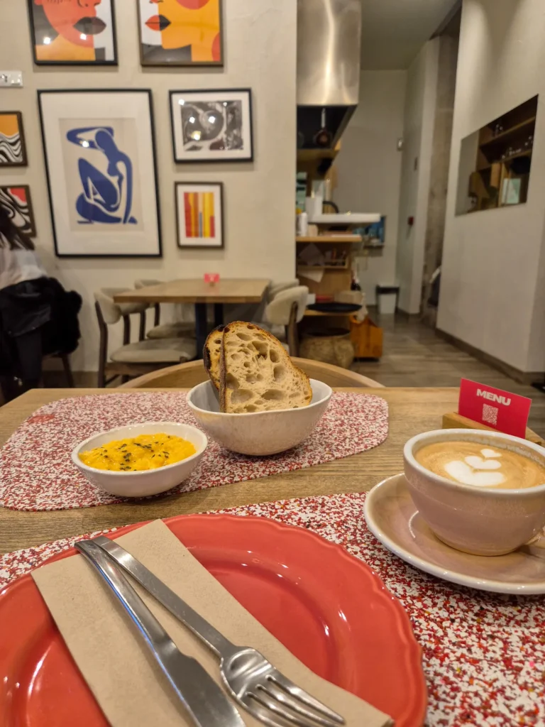 Os 35+ melhores cafés no Porto onde volto sempre 10 Gather