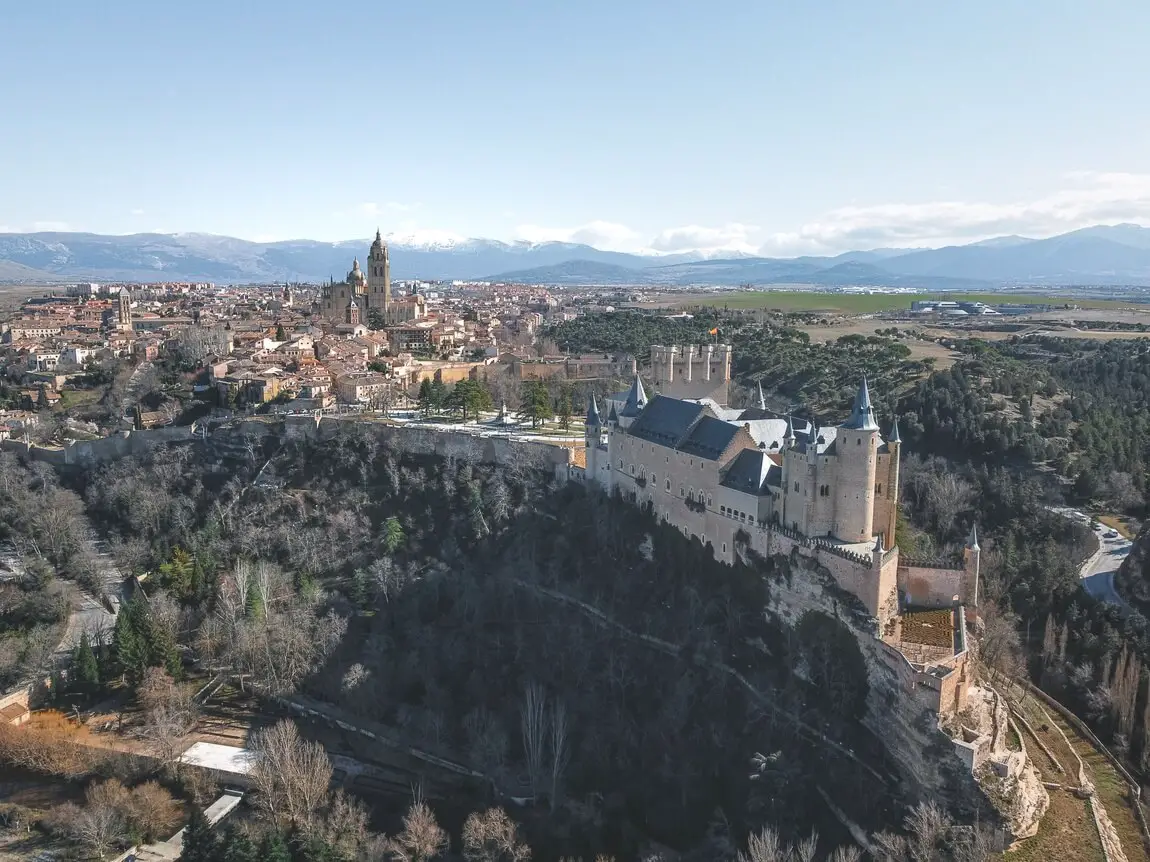 Segovia O que visitar Alcazar