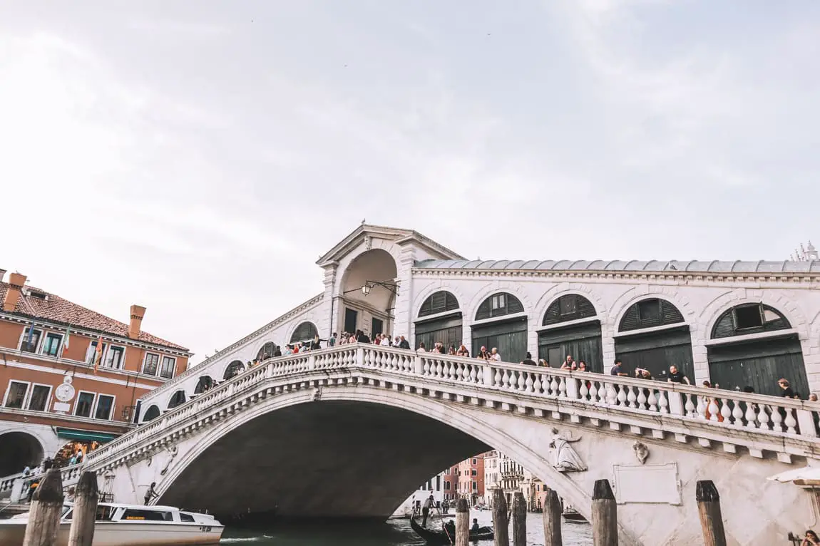 Venice What to visit Rialto Brigde