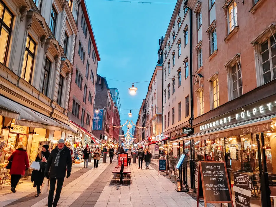 Estocolmo O que visitar Rua Drottninggatan