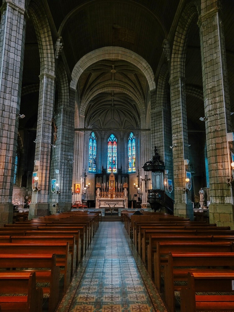 What to visit in Nantes Saint-Croix Church