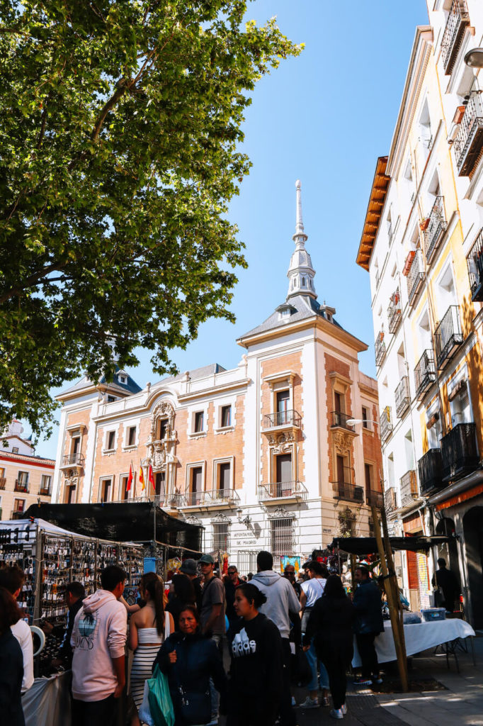 Madrid in 3 days itinerary El Rastro Market