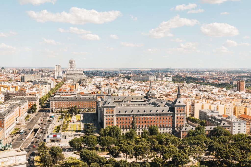 Madrid in 3 days itinerary Faro de Moncloa