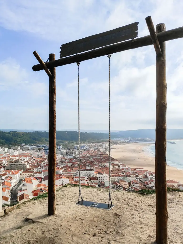 What to do in Nazaré Ladeira Swing