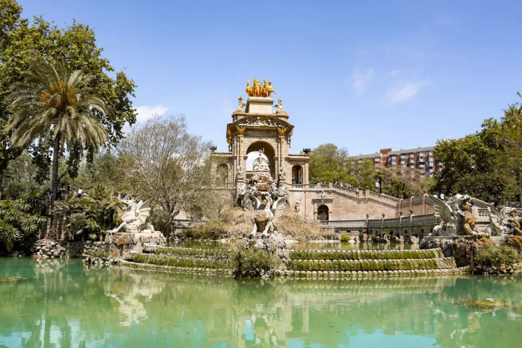Places to see in Barcelona in 3 days Ciutadella Park