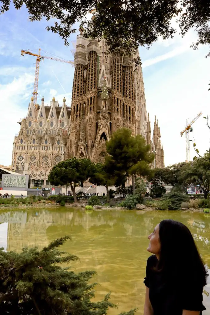 Places to see in Barcelona in 3 days Sagrada Família