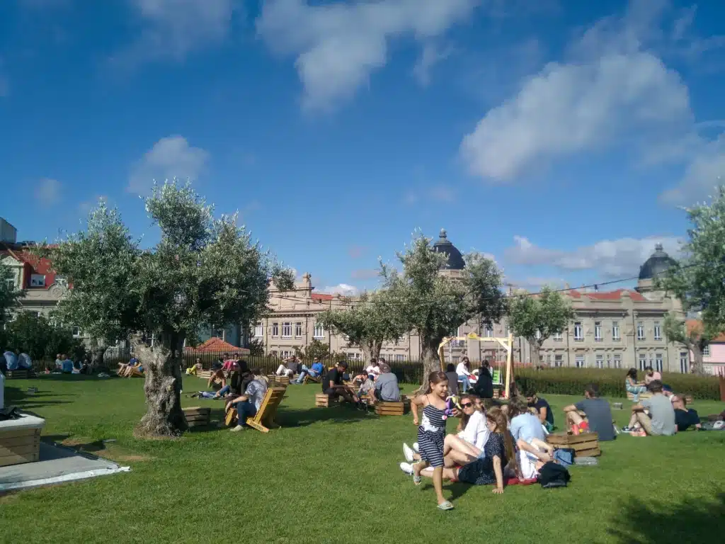 +25 melhores esplanadas no Porto com vista (por uma local) 13 Base