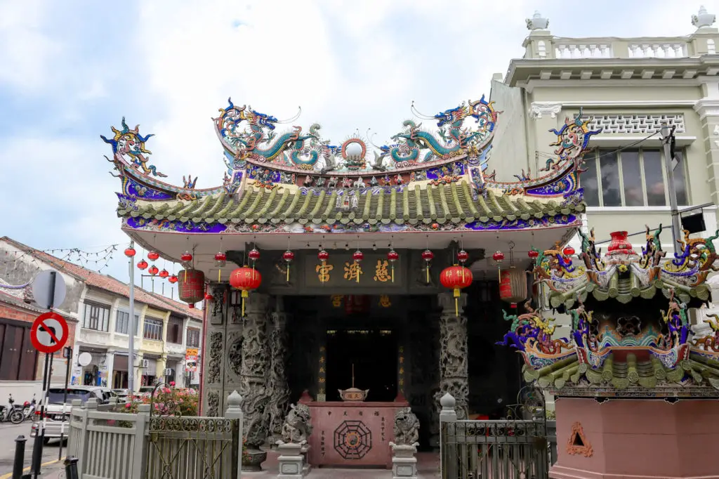 How to spend 2 days in Penang Leong San Tong Khoo Kongsi Temple