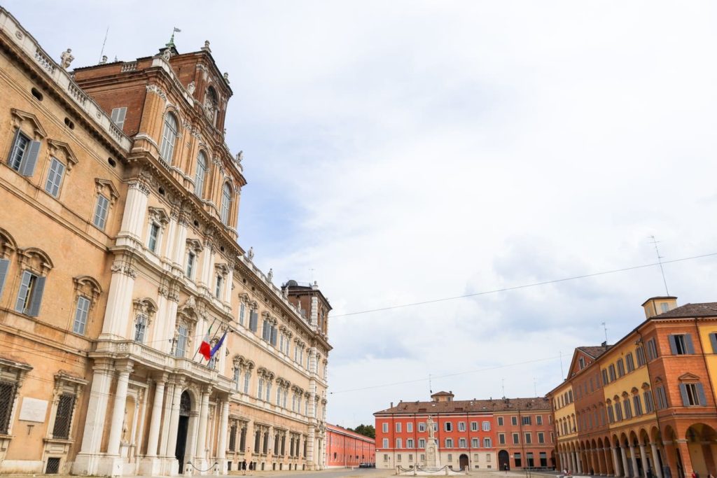 What to do in Modena for a day Piazza Roma