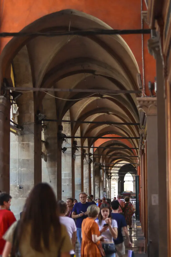 What to visit in Bologna in 2 days Porticoes