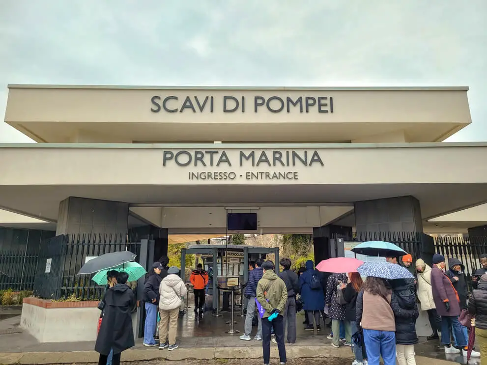 Entry to Pompeii Porta Marina