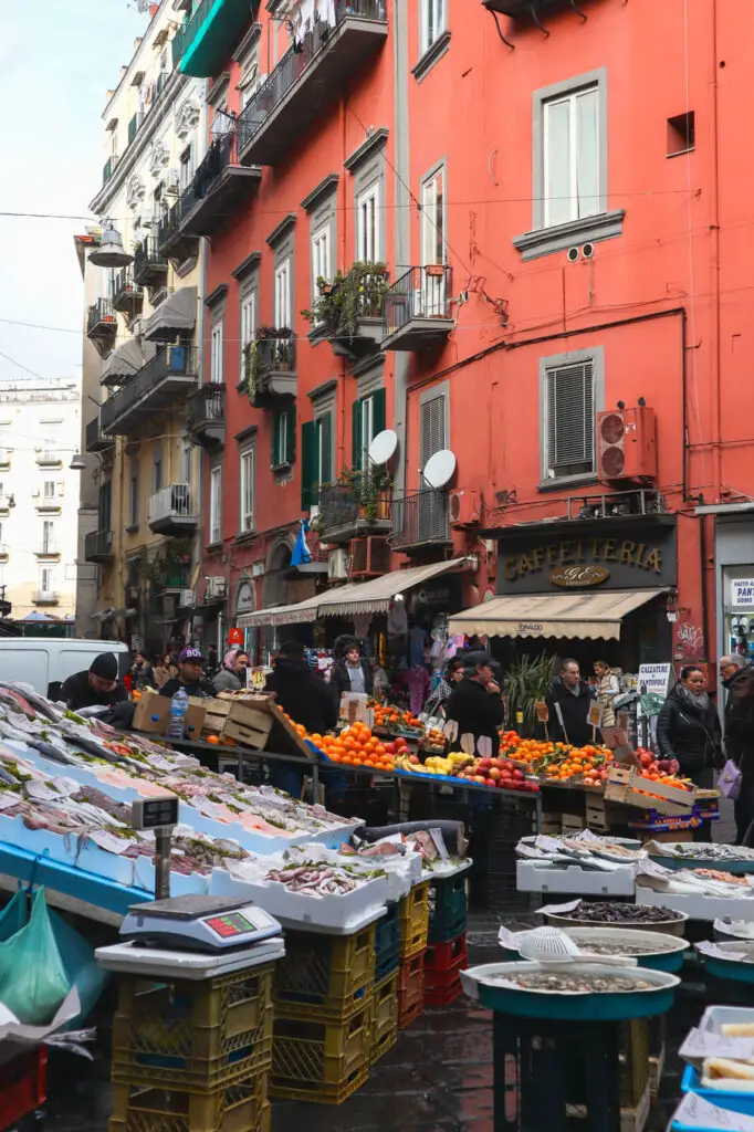 3 days in Naples Mercato della Pignasecca