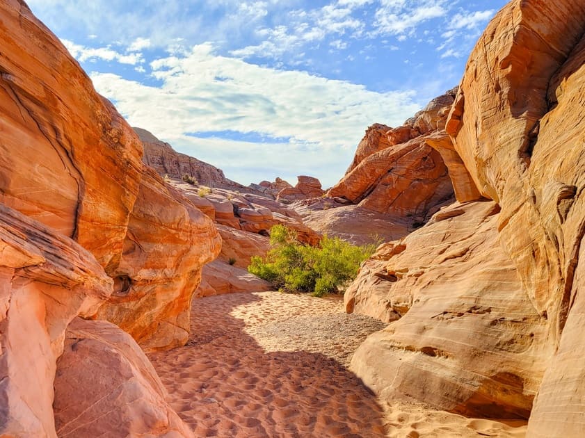 Things to do in Valley of Fire Seven Wonders Loop