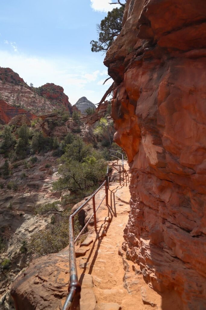 Canyon Overlook Trail