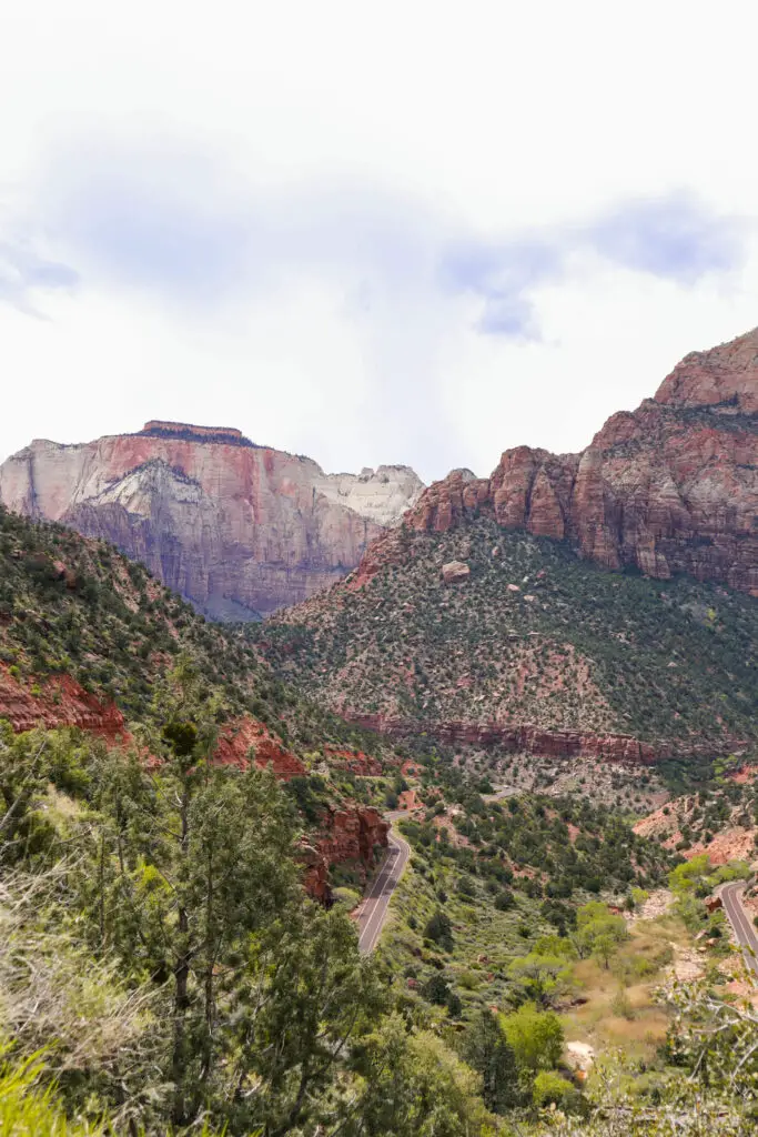 Visitar Zion National Park Zion Mt Carmel Highway