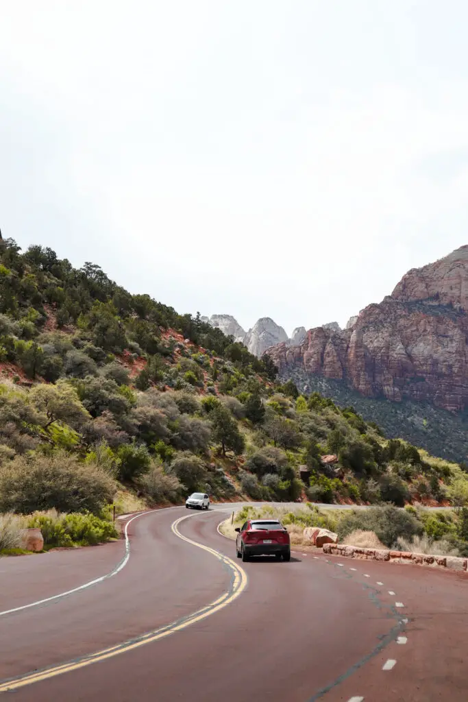 Visitar Zion National Park Zion Mt Carmel Highway