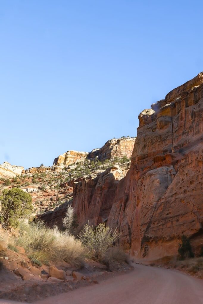 Um dia no Capitol Reef National Park Capitol Gorge Road