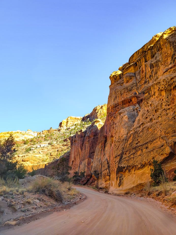 Um dia no Capitol Reef National Park Capitol Gorge Road