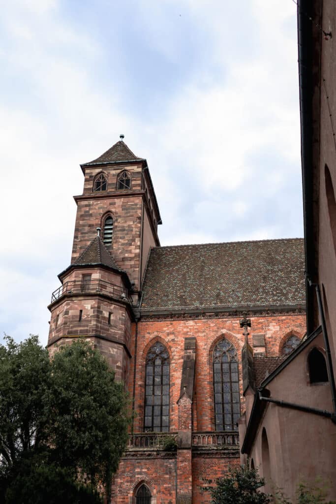 Locais a visitar em Estrasburgo Église Protestante Saint-Pierre le Vieux