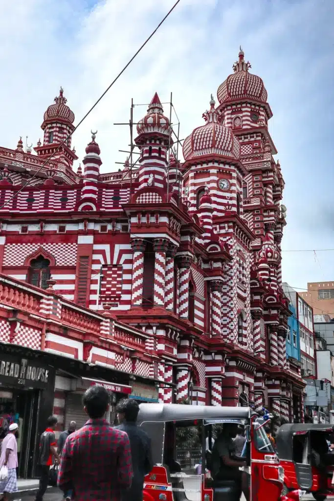 One day in Colombo Red Mosque