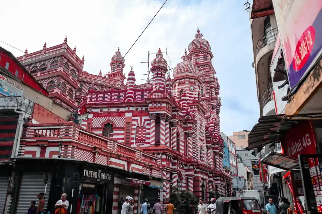 One day in Colombo Red Mosque