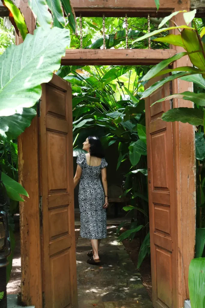 Banana Bunks Mirissa