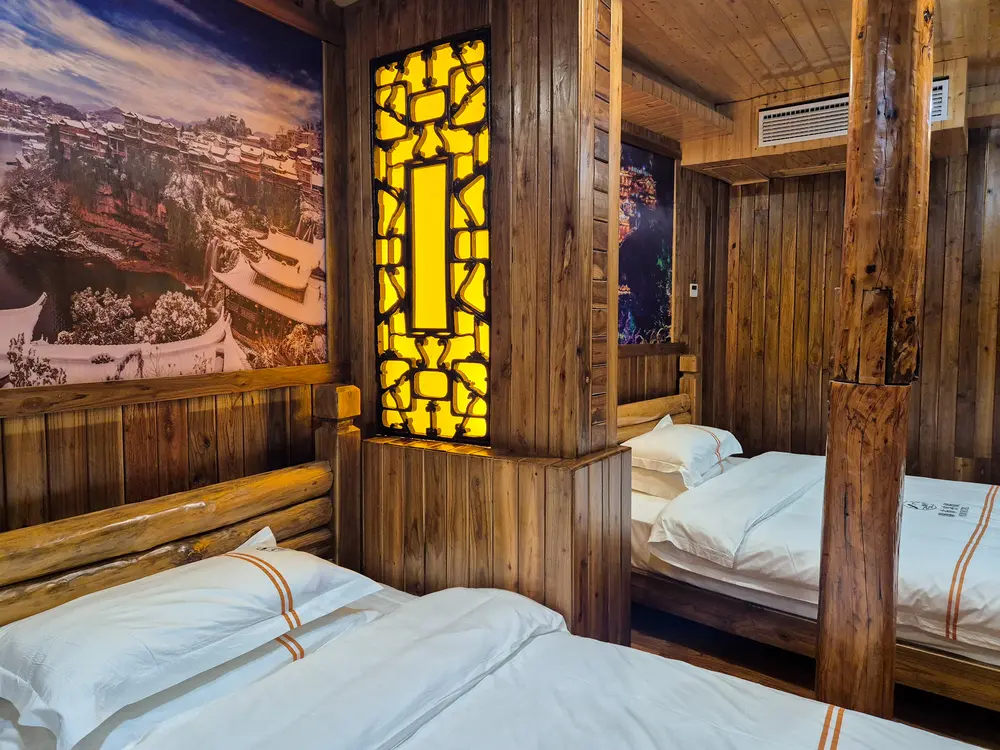 Tuwang Palace Waterfall Inn