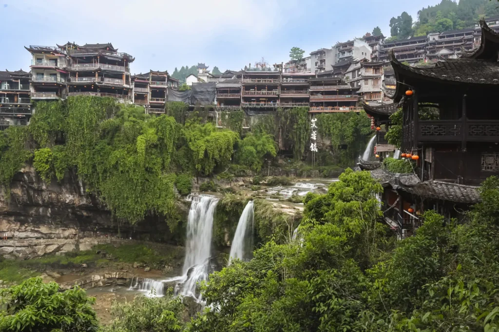 Best things to do in Furong Ancient Town Furong Waterfall 3