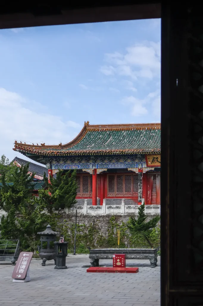 Tianmen Mountain Itinerary Tianmen Temple