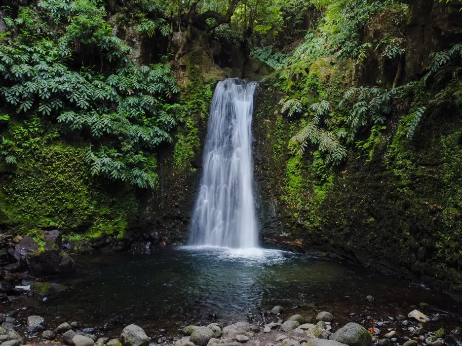 Roteiro de 5 dias em São Miguel: O melhor da ilha verde dos Açores (+mapa) 62 Cascata Salto do Prego em São miguel