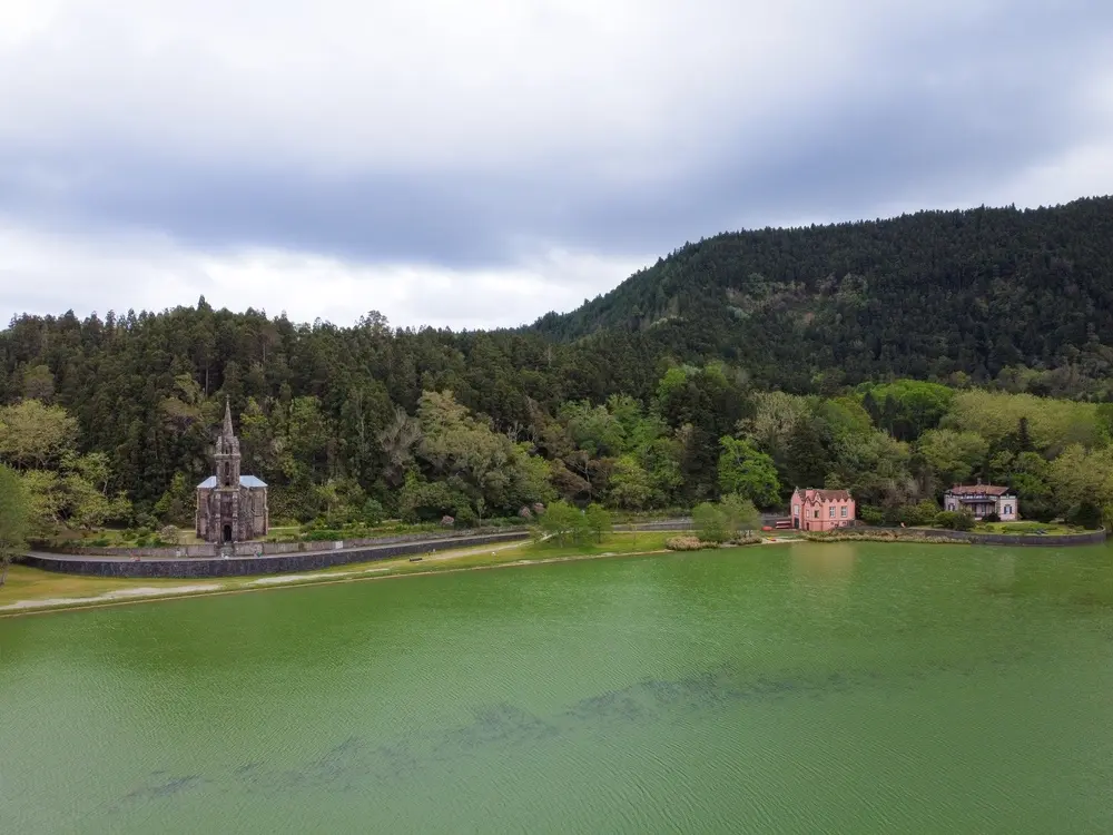 Roteiro de 5 dias em São Miguel: O melhor da ilha verde dos Açores (+mapa) 65 Guia de Viagem de São Miguel Lagoa das Furnas