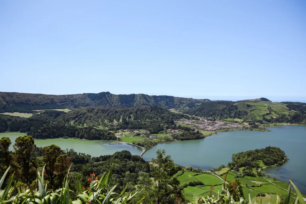 Roteiro de 5 dias em São Miguel: O melhor da ilha verde dos Açores (+mapa) 21 Miradouro Cerrado das Freiras