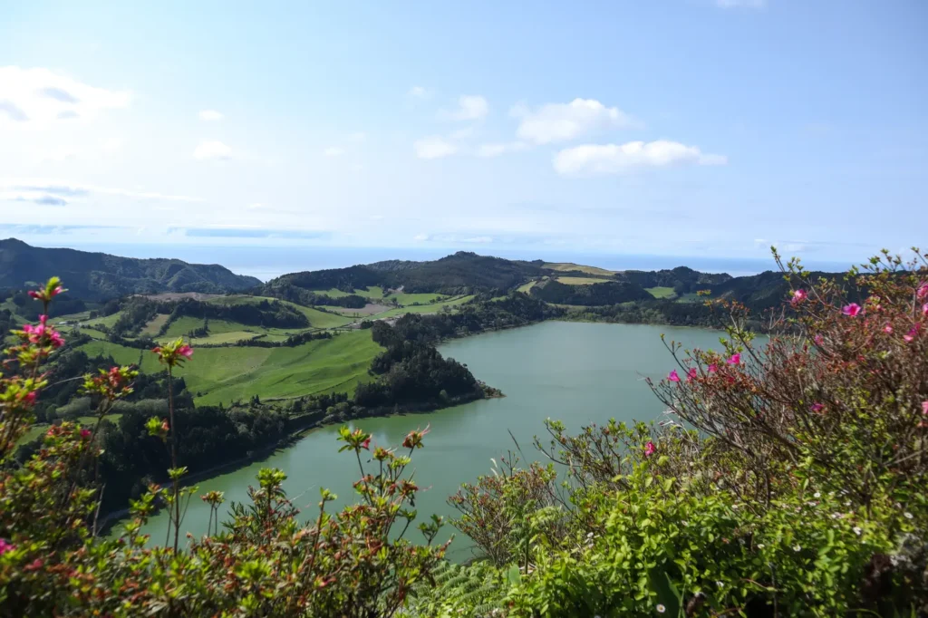 Roteiro de 5 dias em São Miguel: O melhor da ilha verde dos Açores (+mapa) 26 O que visitar em São Miguel Miradouro Pico do Ferro