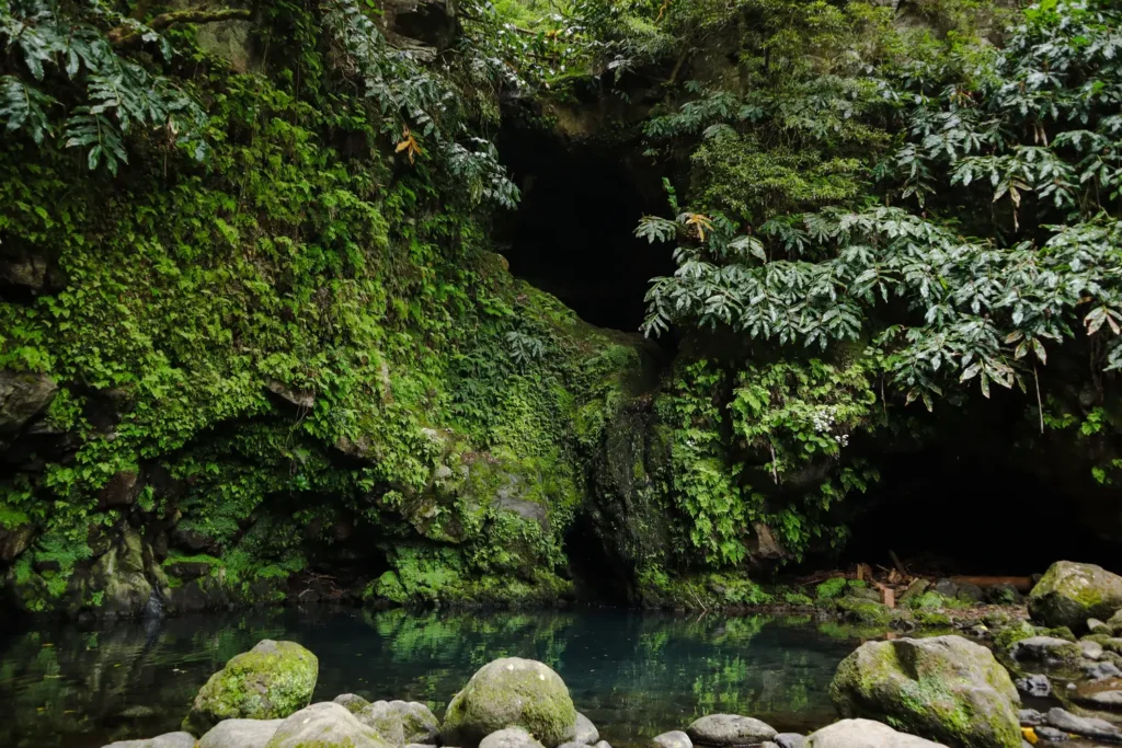 Roteiro de 5 dias em São Miguel: O melhor da ilha verde dos Açores (+mapa) 58 Poço Azul em São Miguel