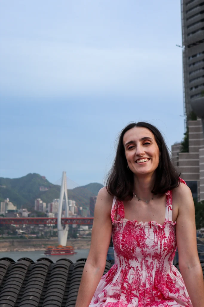 Roteiro de Chongqing: 12 coisas para fazer na cidade cyberpunk da China (+mapa) 15 Vista da praça Chaotianmen