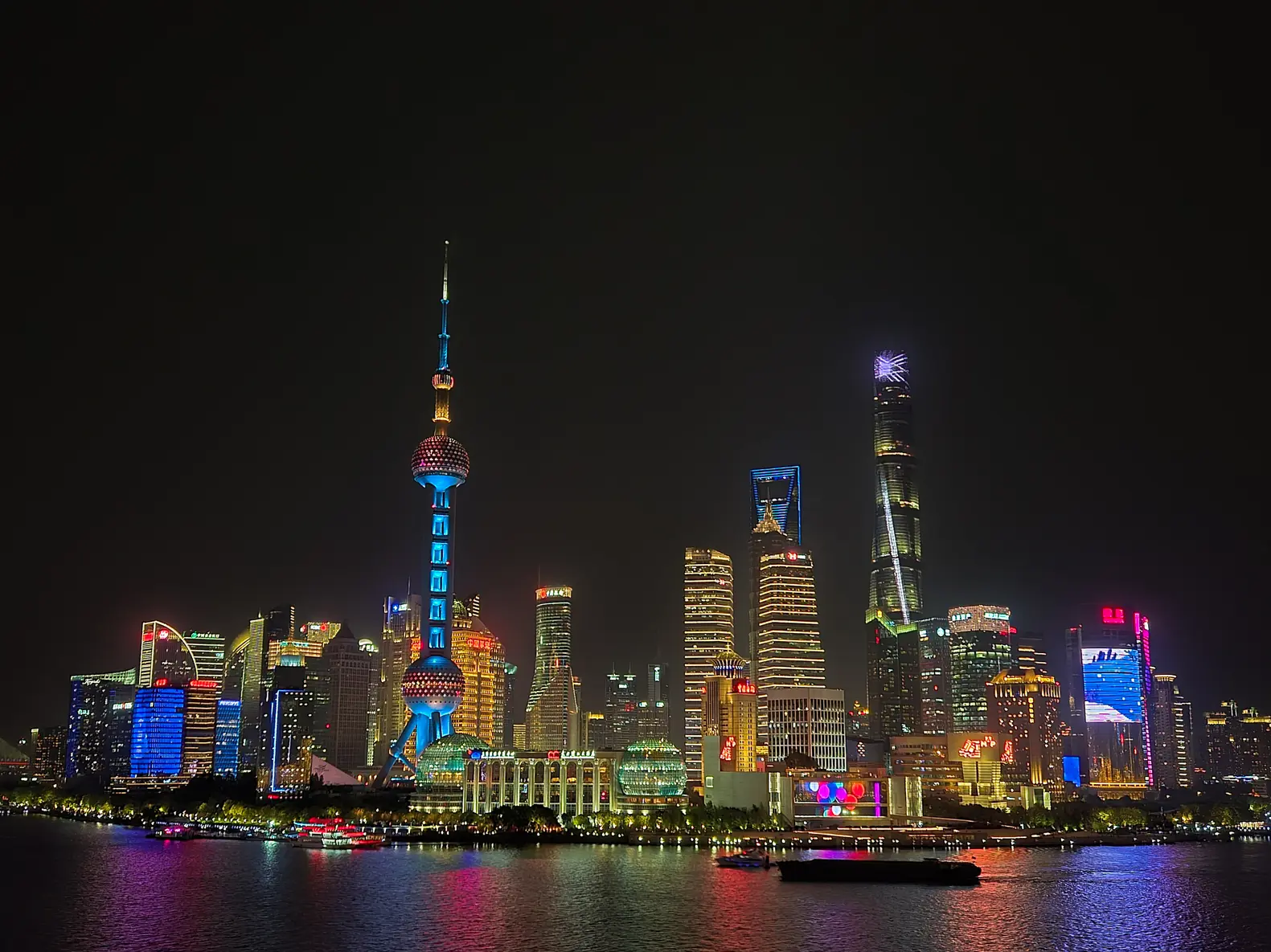 Roteiro de Xangai de 2 dias para quem visita a cidade pela primeira vez (+mapa) 22 Pudong à noite visto do The Bund