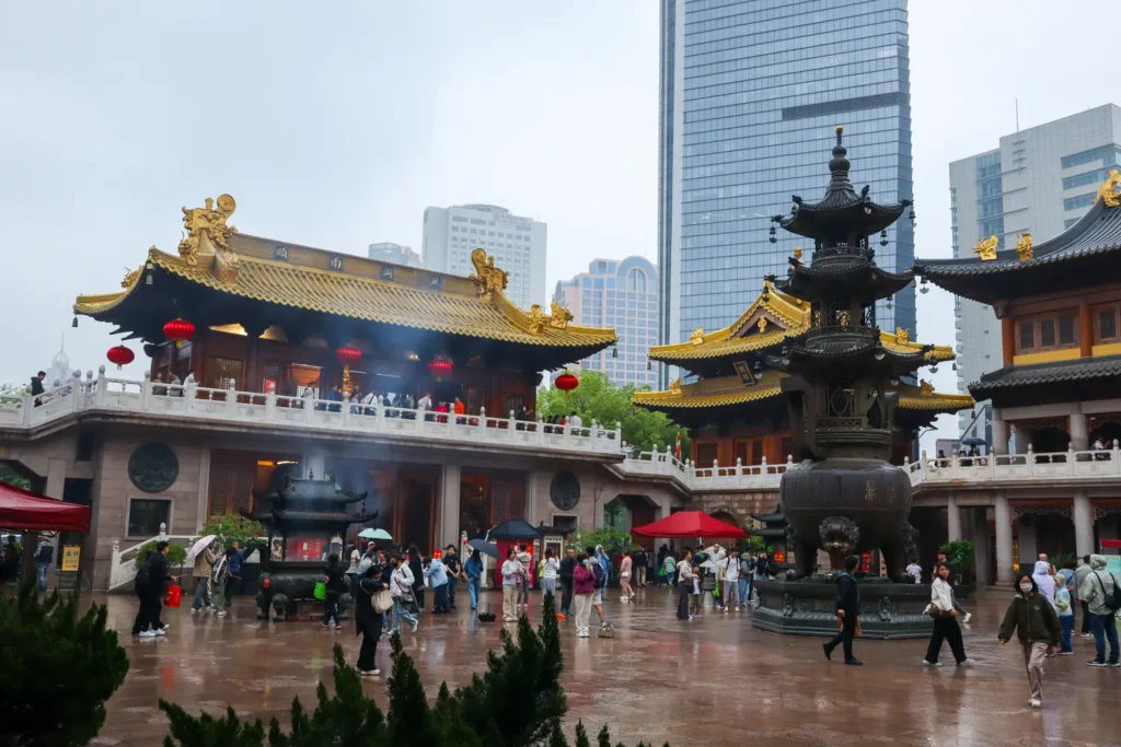 Roteiro de Xangai de 2 dias para quem visita a cidade pela primeira vez (+mapa) 19 Templo Jing’an em Xangai