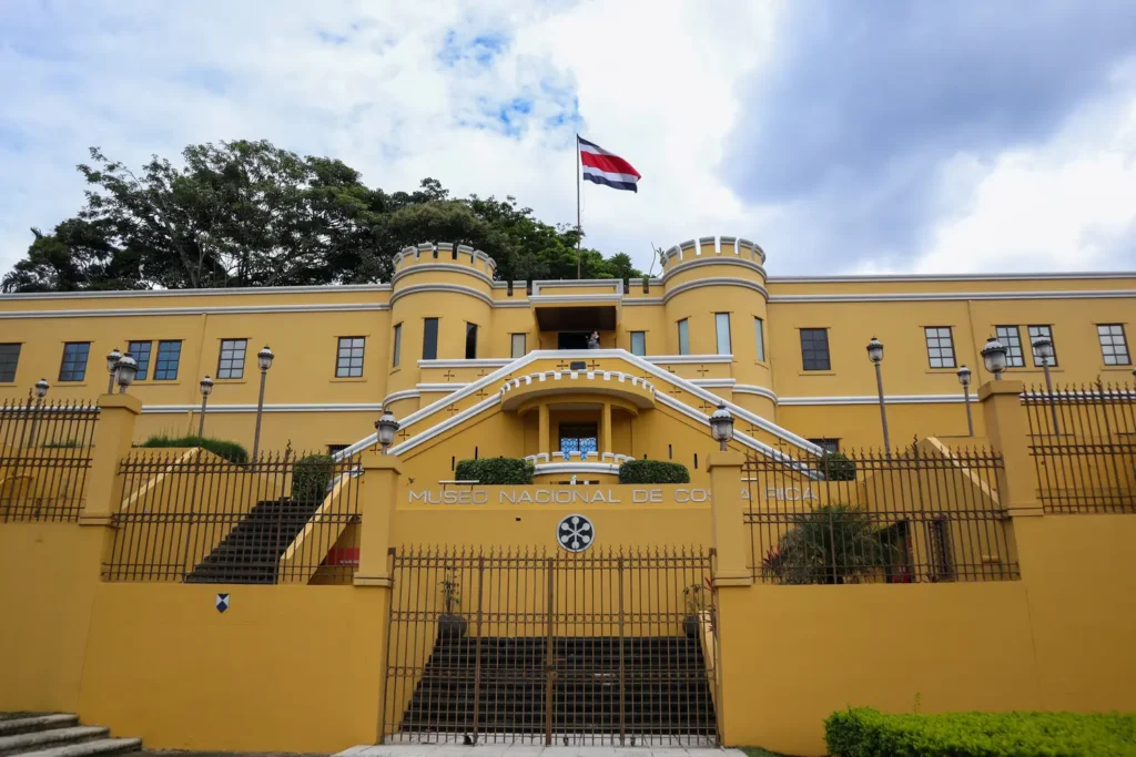 Como passar um dia em San José, Costa Rica (+mapa) 17 Best things to do in San Jose Costa Rica National Museum of Costa Rica