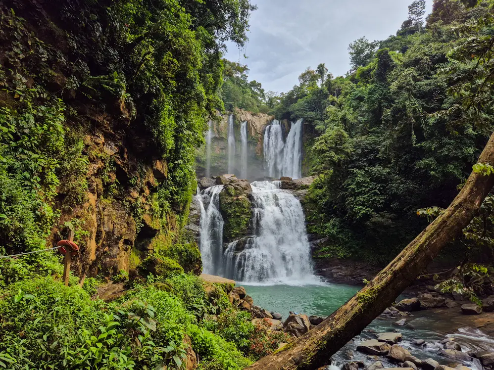 How to visit Nauyaca waterfalls and make it one of the highlights of your Costa Rica trip 4 How to visit Nauyaca Waterfalls