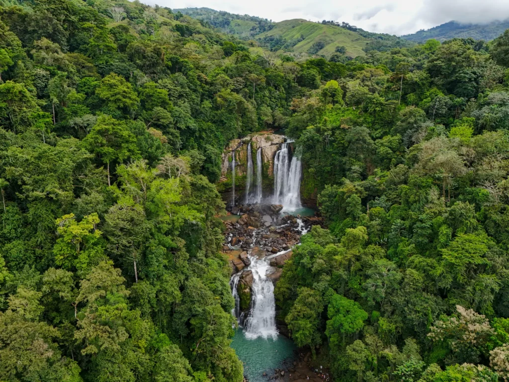 Como passar 2 dias em Manuel Antonio: guia simples e prático 26 Cascatas de Nauyaca