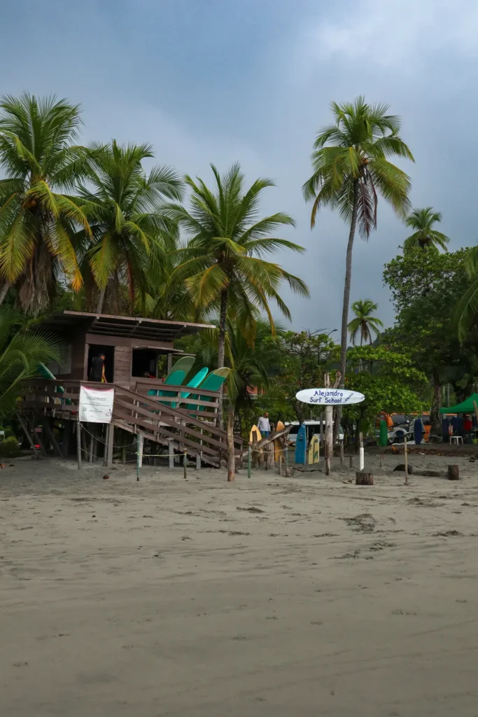 Como passar 2 dias em Manuel Antonio: guia simples e prático 7 Como passar 2 dias em Manuel Antonio Playa Espadilla Norte
