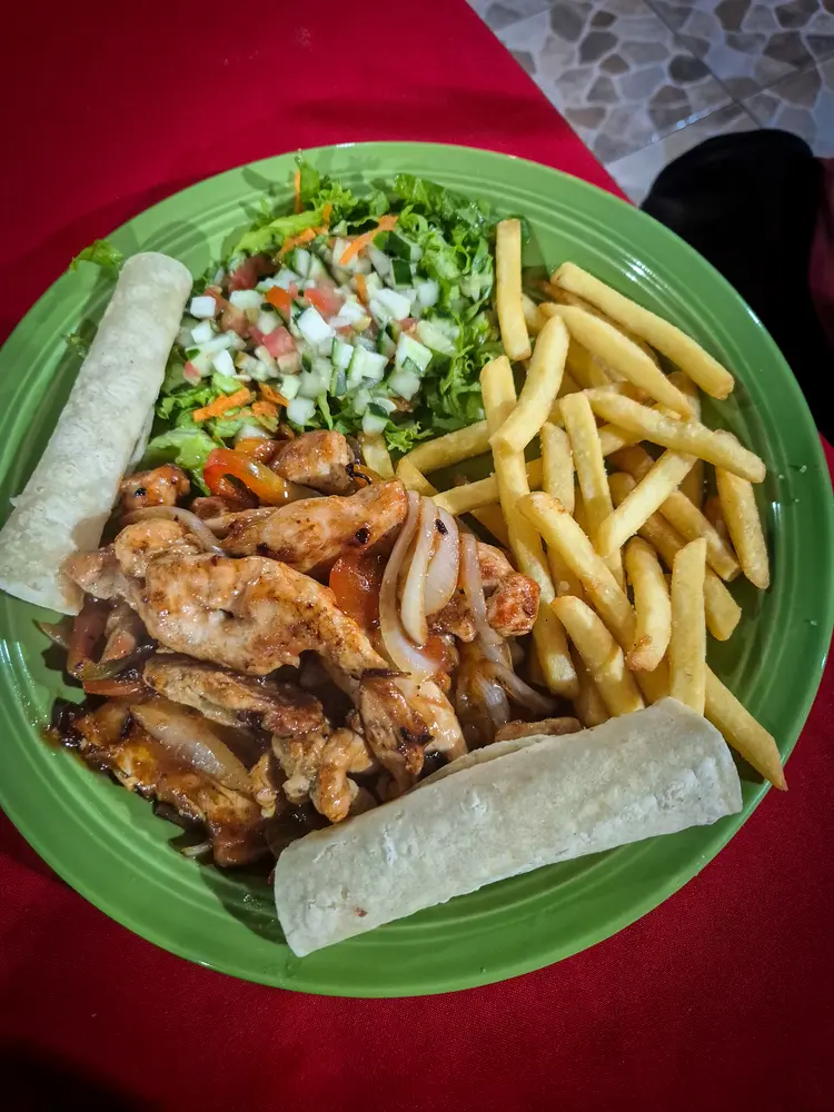 O que fazer em Tortuguero: 7 coisas imperdíveis 20 Restaurantes em Tortuguero