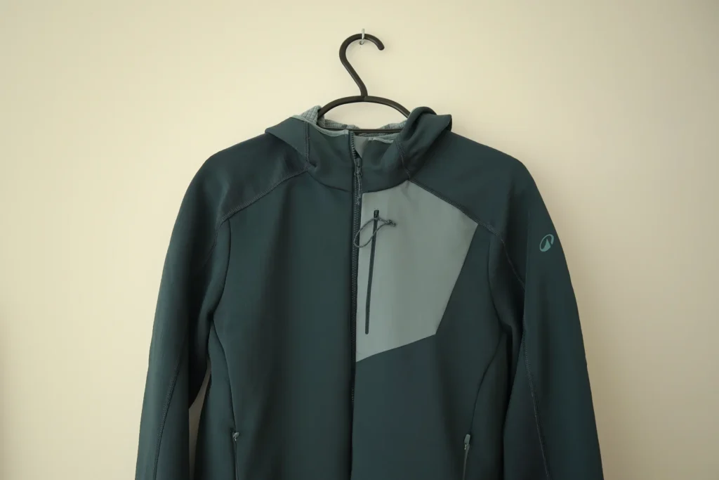 Patagonia Packing List: essential summer guide for non campers 15 Mid layer for your Patagonia Packing list