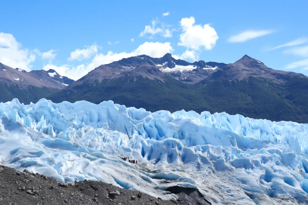 Walking on a glacier in Patagonia: my honest Perito Moreno mini trekking review 25 Minitrekking on Perito Moreno glacier 4