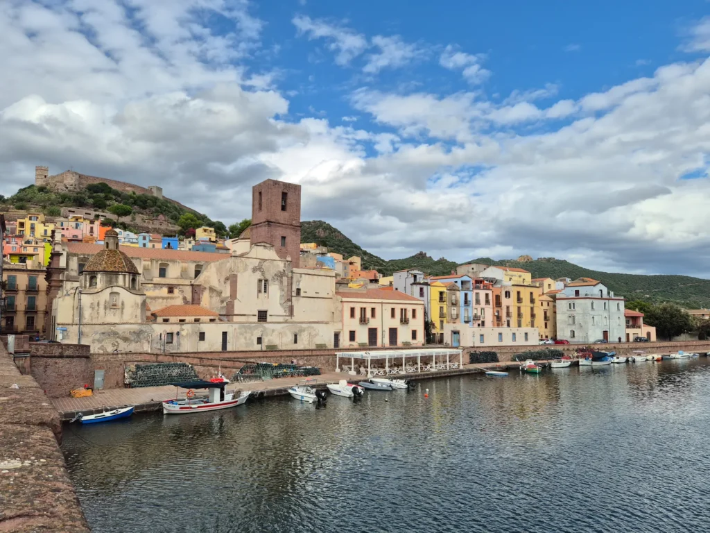 O que fazer em Bosa: 8 coisas a não perder numa viagem à Sardenha 10 O que fazer em Bosa Sardenha