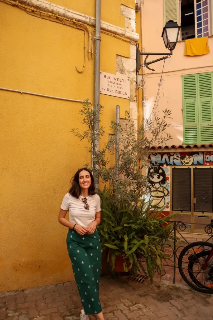 9 amazing things to do in Villefranche-sur-Mer (French Riviera) 12 Old town of Villefranche sur mer 18